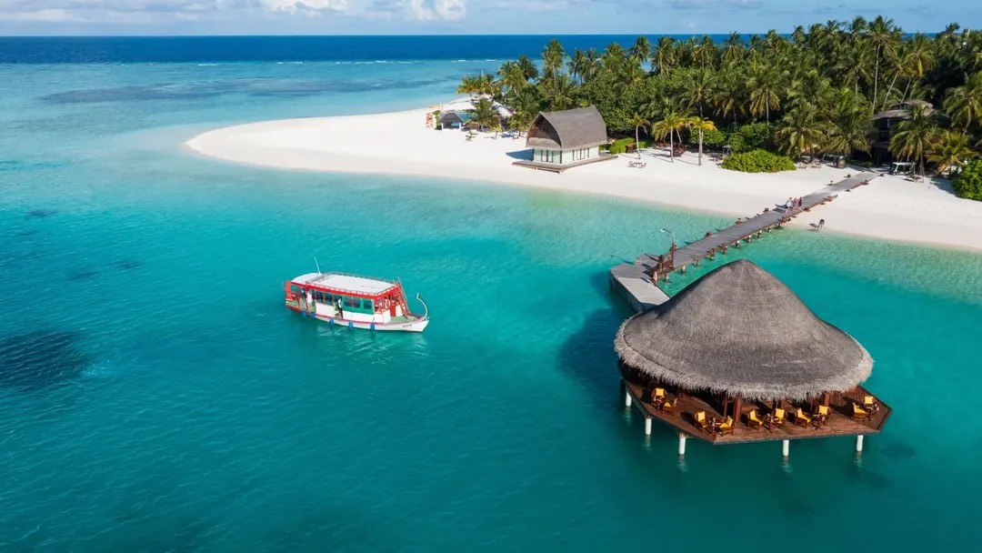 Funa at Angsana Velavaru thumbnail 3